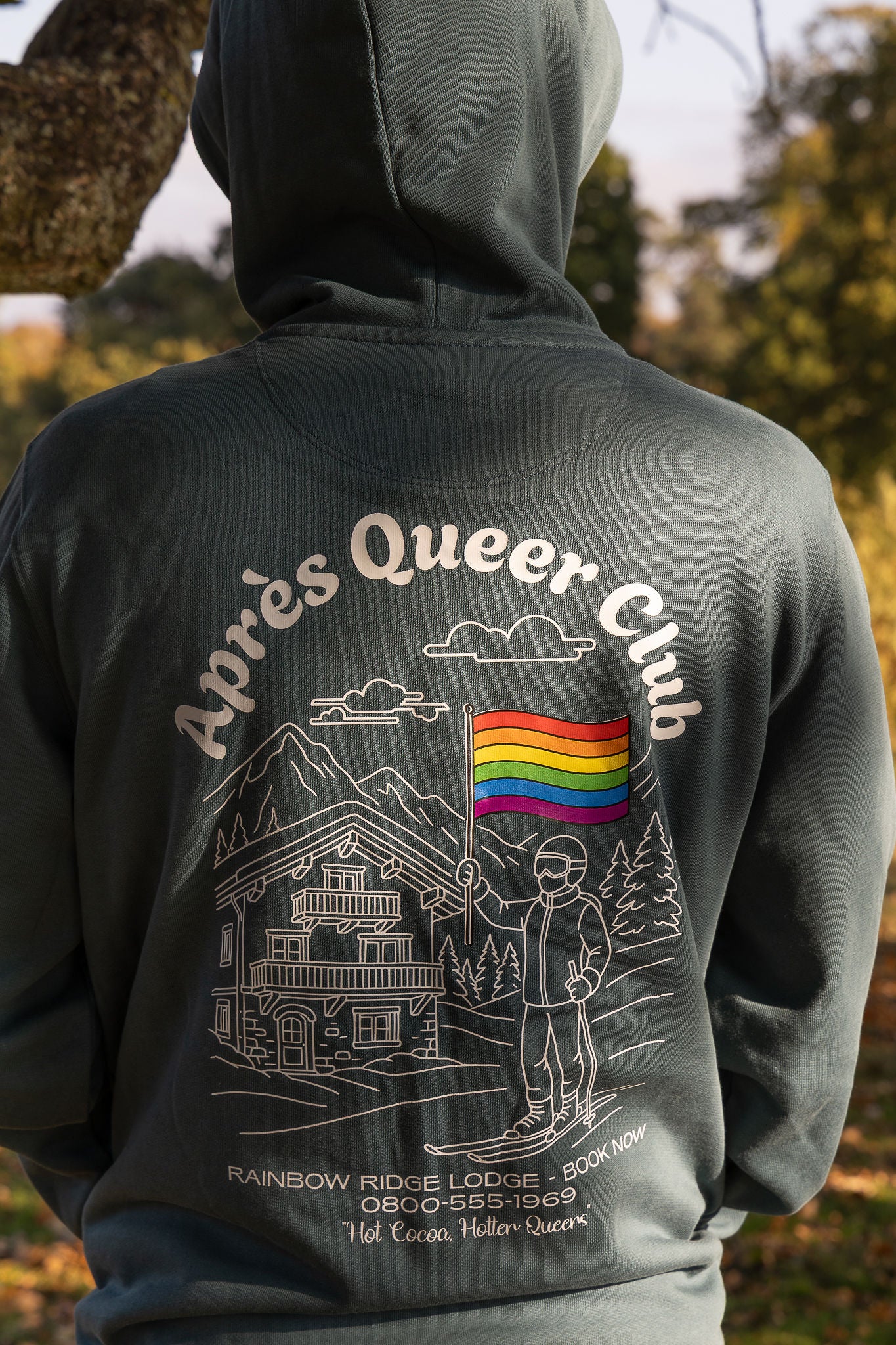 'Après Queer Club' Hoodie in Stargazer